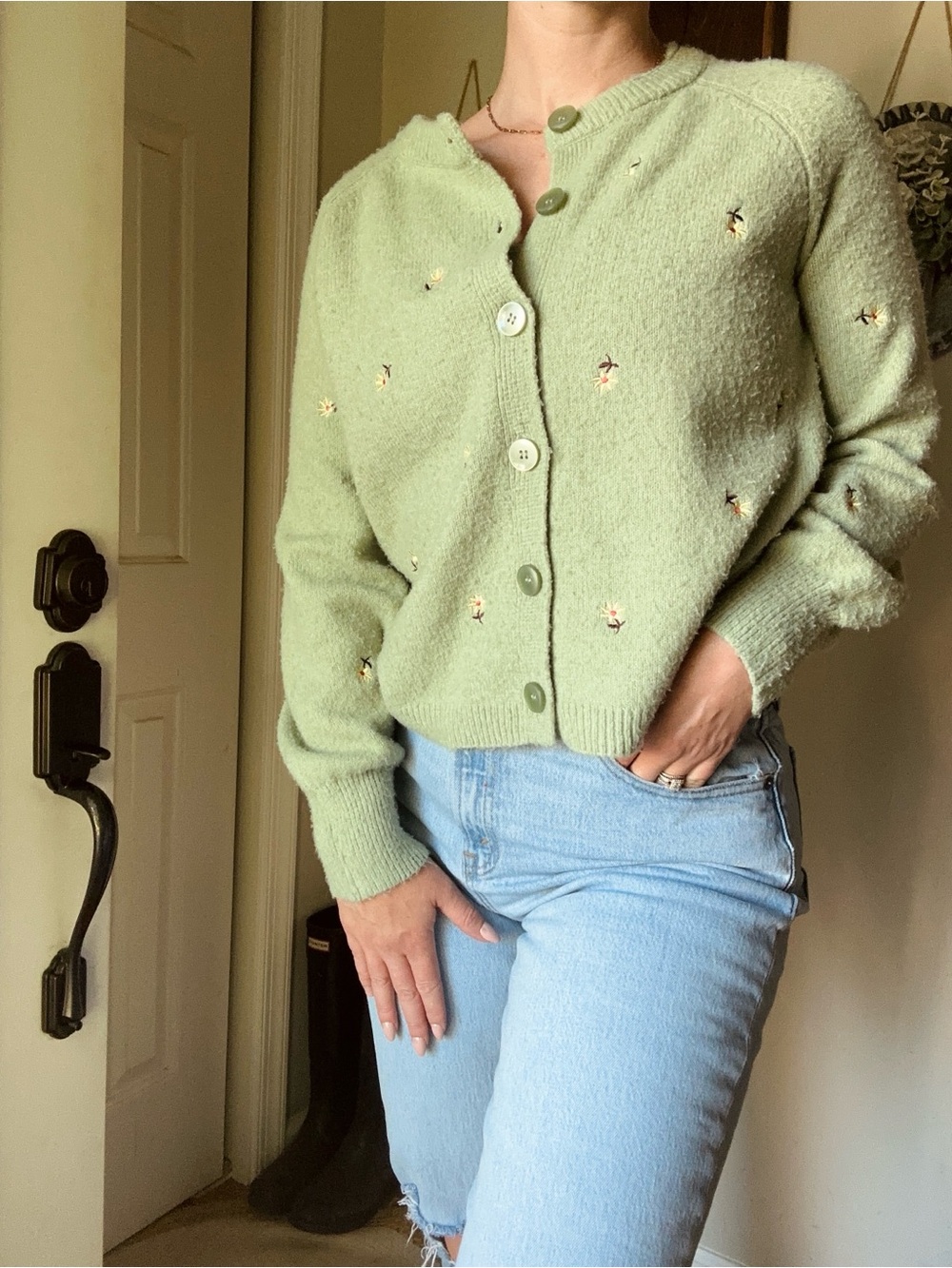 Willow & Wind Light Green Floral Embroidered Button-Up Cardigan Sweater